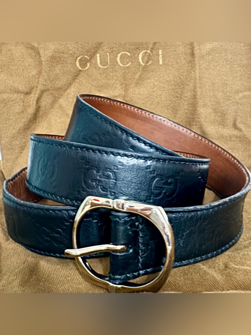 Authentic Gucci Black GG Embossed Leather Belt Silver Tone Buckle Made in Italy